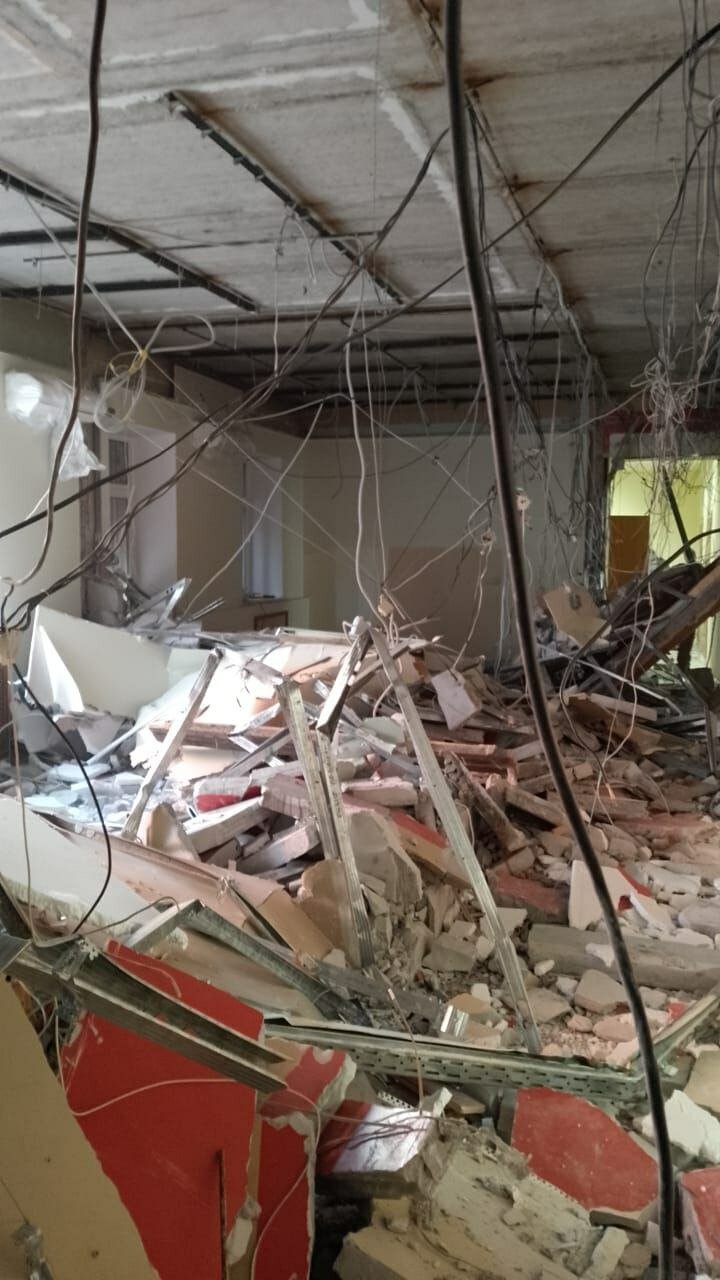 взрыв здания, разрушенная дорога, взрыв, разрушенный, обстрел всу