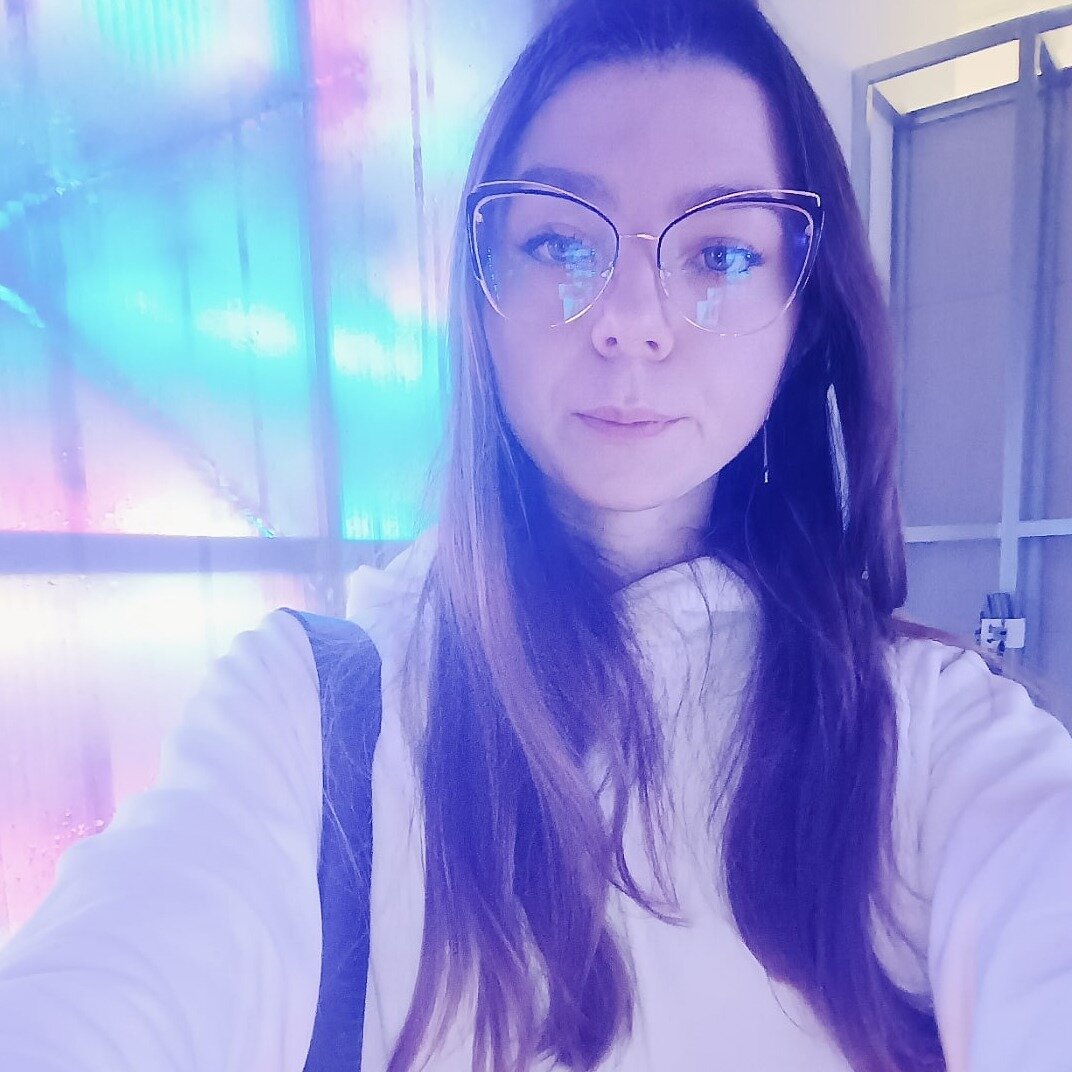 Юля Венгерова