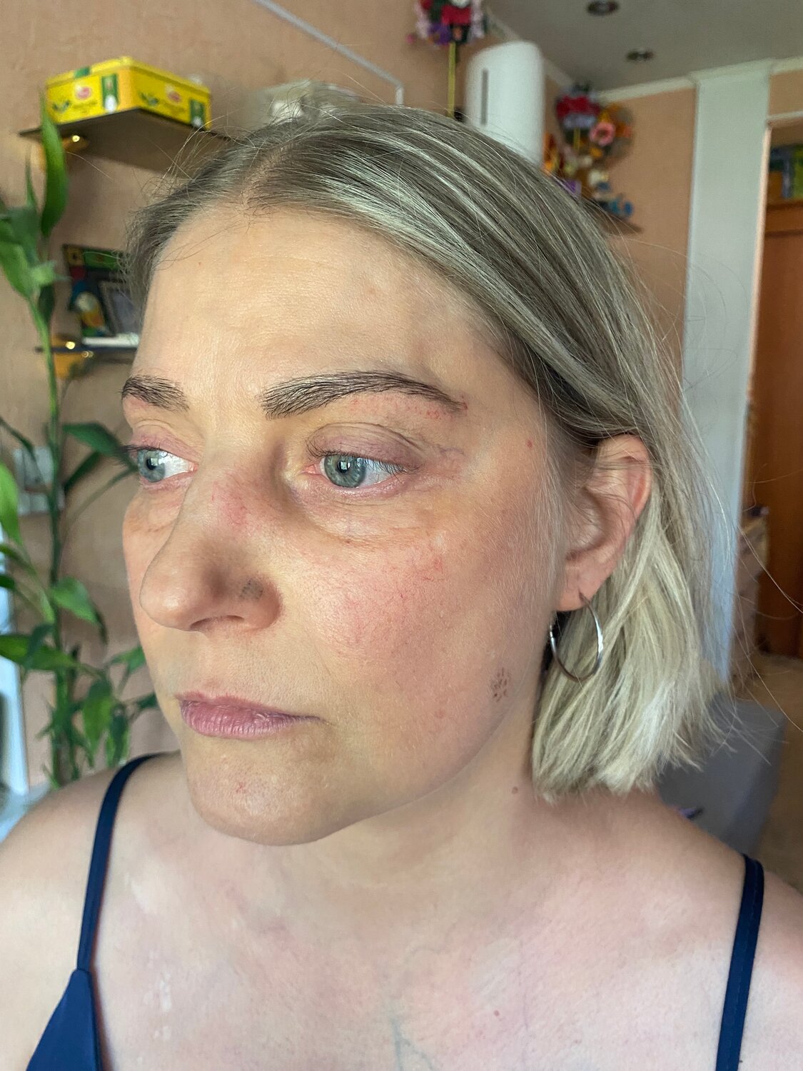 окрашивание бровей, на бровях, макияж бровей, укладка бровей, окрашивание бровей краской