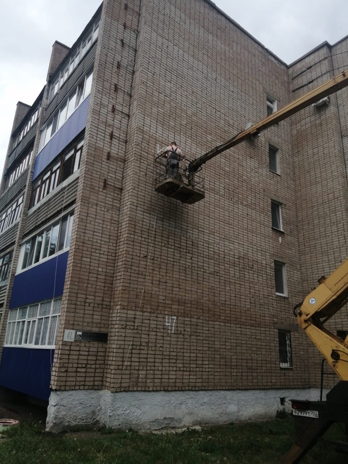 многоквартирный дом, в жилом доме, фасад, фасад дома, здание