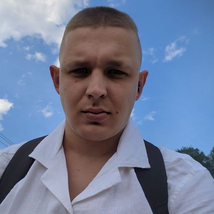 Павел Горай