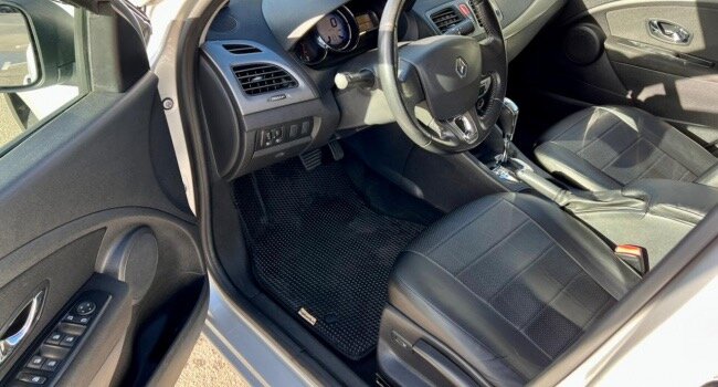 megane renault, рено меган 3 рс, серебристый рено флюенс рестайлинг, флюенс, Renault Fluence I Рестайлинг