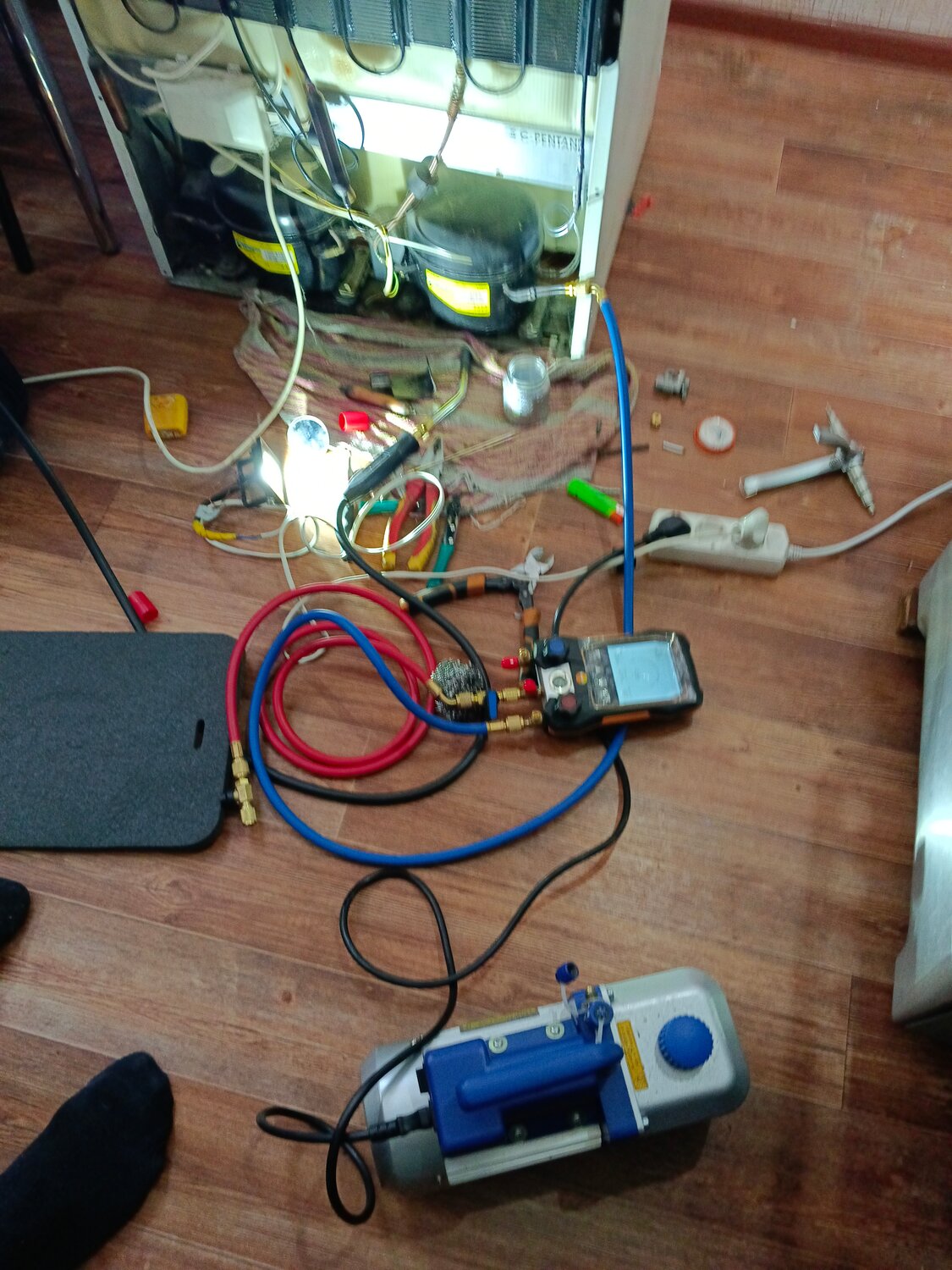ремонт холодильника, прецизионный кондиционер airsys refrigeration cyber-mod.u.dxa30e1x1r410.380/3/50, датчик холла cd rom arduino, ремонт, мастера по ремонту холодильников