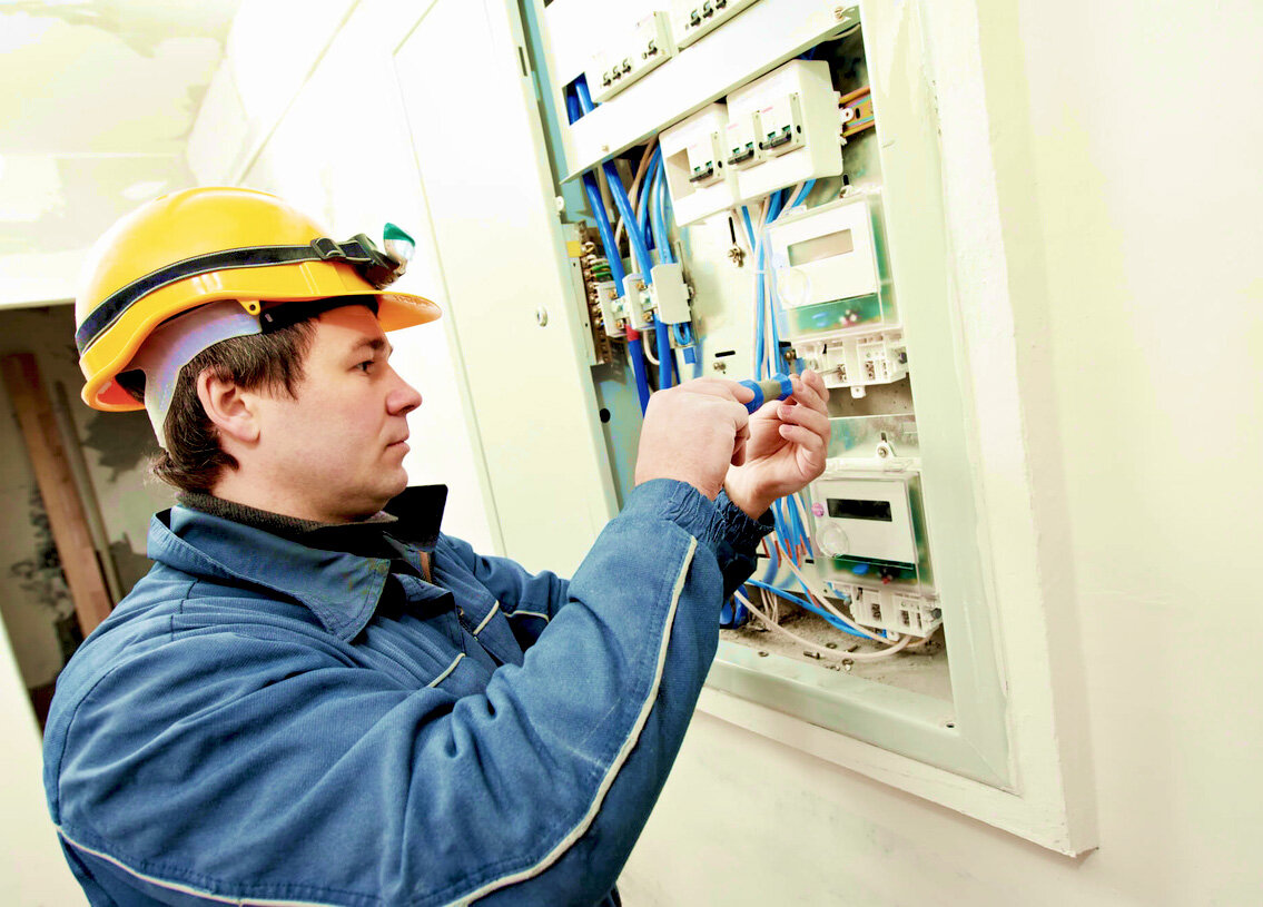 электрик, электрика, электромонтажные работы, услуги электрика, электромонтажник