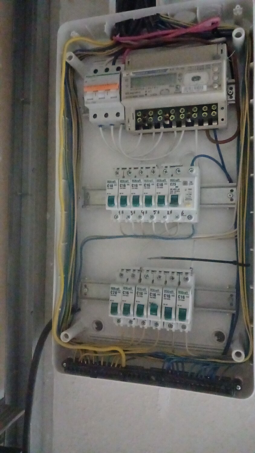 электрика, электрощит автоматов электрощит, сборка щитка, электромонтажные работы, монтаж электрика