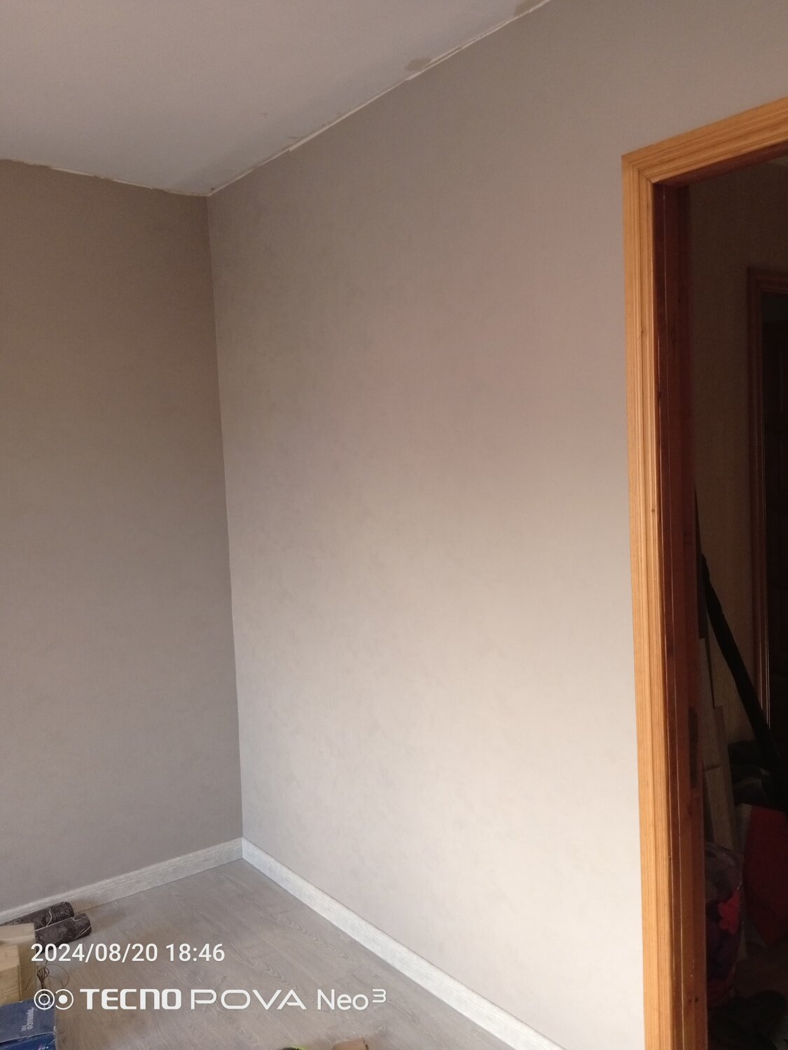 краска тиккурила g487, h 484 тиккурила в интерьере, y 481 тиккурила в интерьере, тиккурила палитра h484, штукатурка стен