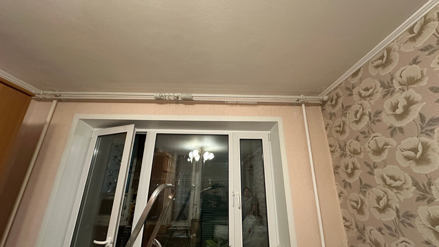 потолочные карнизы, карниз, карниз для штор потолочный, потолочные карнизы для натяжных потолков, карниз с электроприводом