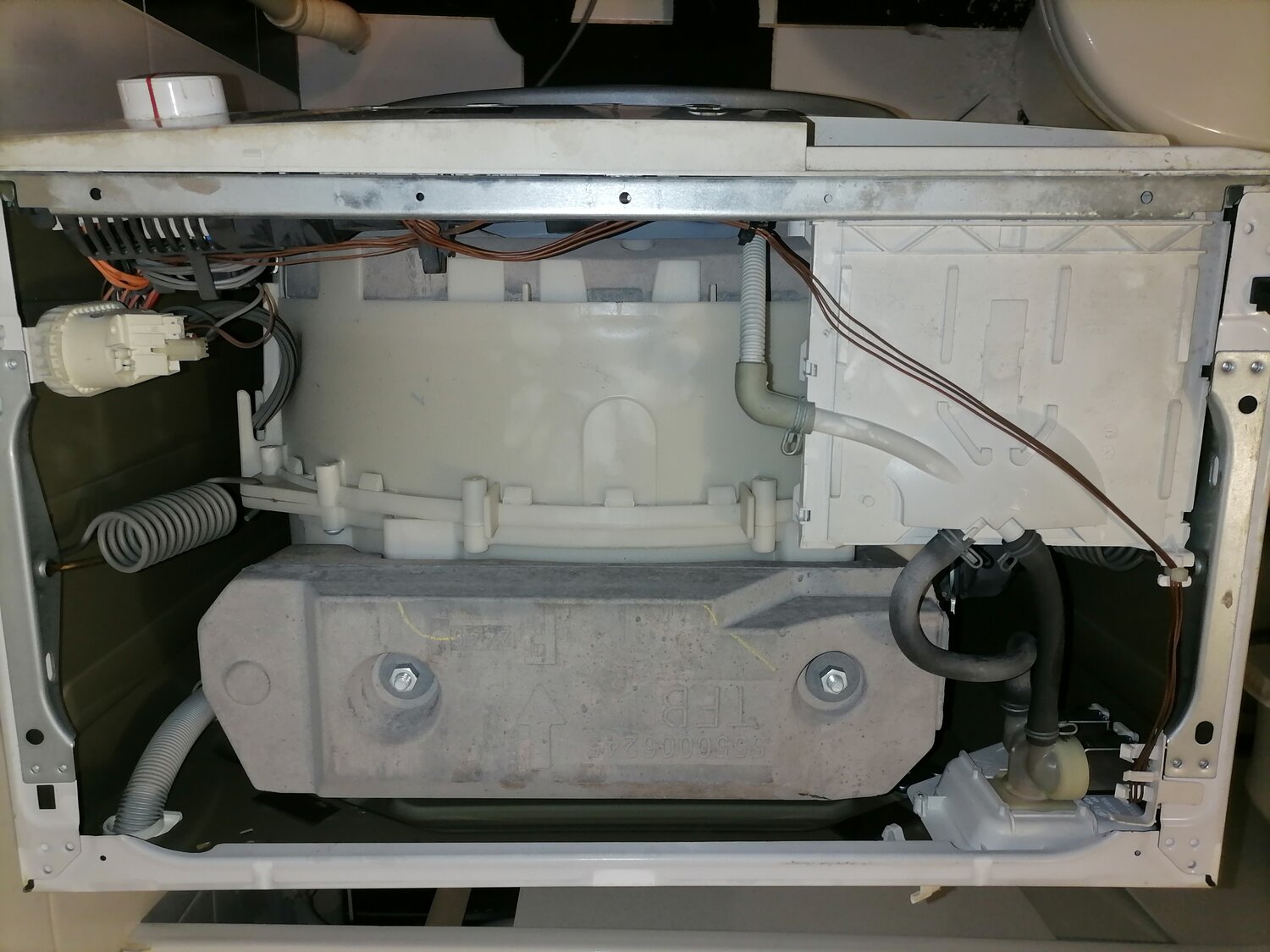 Ремонт стиральных машин с выездом на дом