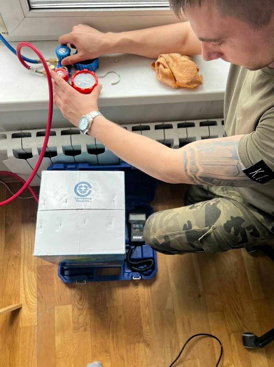 мастера по ремонту холодильников, заправка кондиционера, заправка фреона, заправка фреоном холодильника, ремонт холодильника