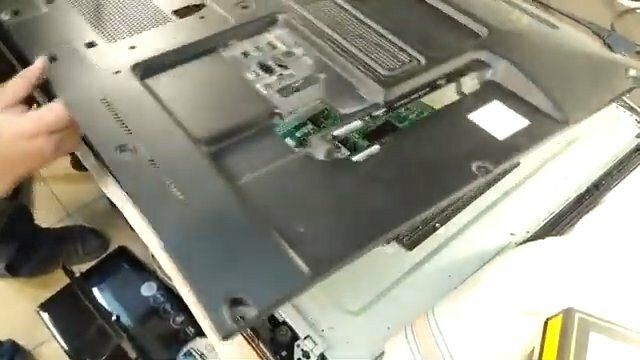 ноутбук, разобранный ноутбук, жесткий диск для ноутбука самсунг rk 530, как разобрать клавиатуру на ноутбуке и почистить, техника