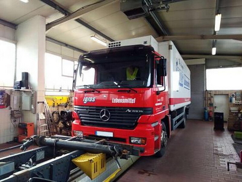 mercedes-benz actros, мерседес бенц актрос 4151, мерседес бенц аксор 1843, сцепка мерседес актрос новая кабина, грузовой автомобиль