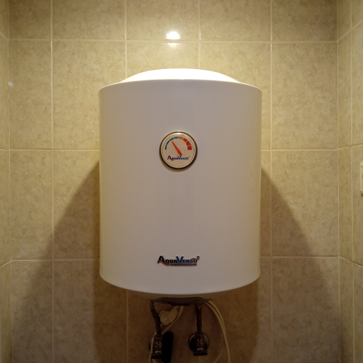 водонагреватель, водонагреватель акваверсо 50 л, aquaverso водонагреватель 80 л тэн, накопительный водонагреватель, водонагреватель heateq 50л