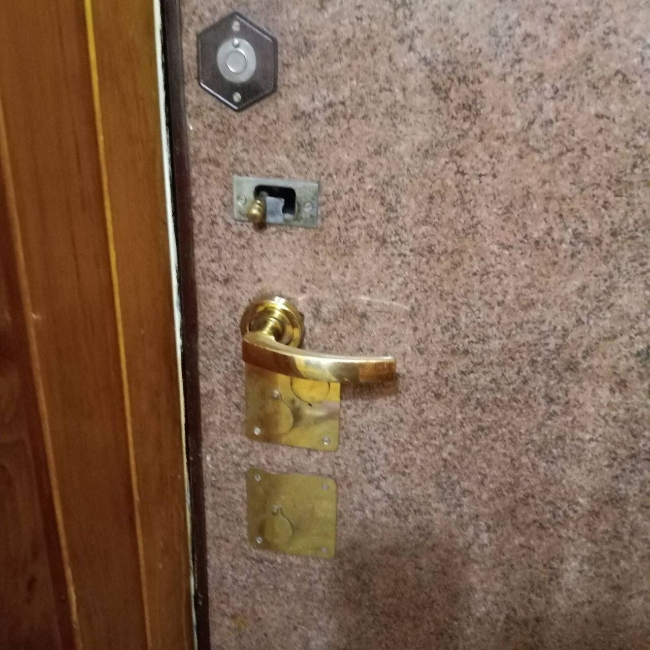 металлические двери, замок для входной двери, дверной замок, замки для металлических дверей, замок в двери