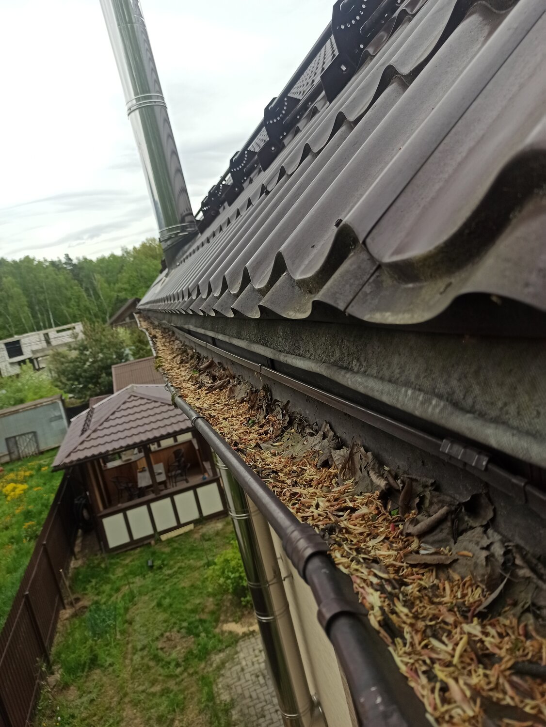 снегозадержатели, кровля, снегозадержатели на крышу, снегозадержатели на мягкую кровлю, трубчатый снегозадержатель