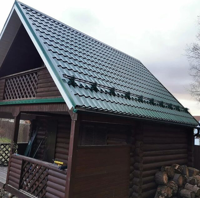 Выполняем ремонт  кровли