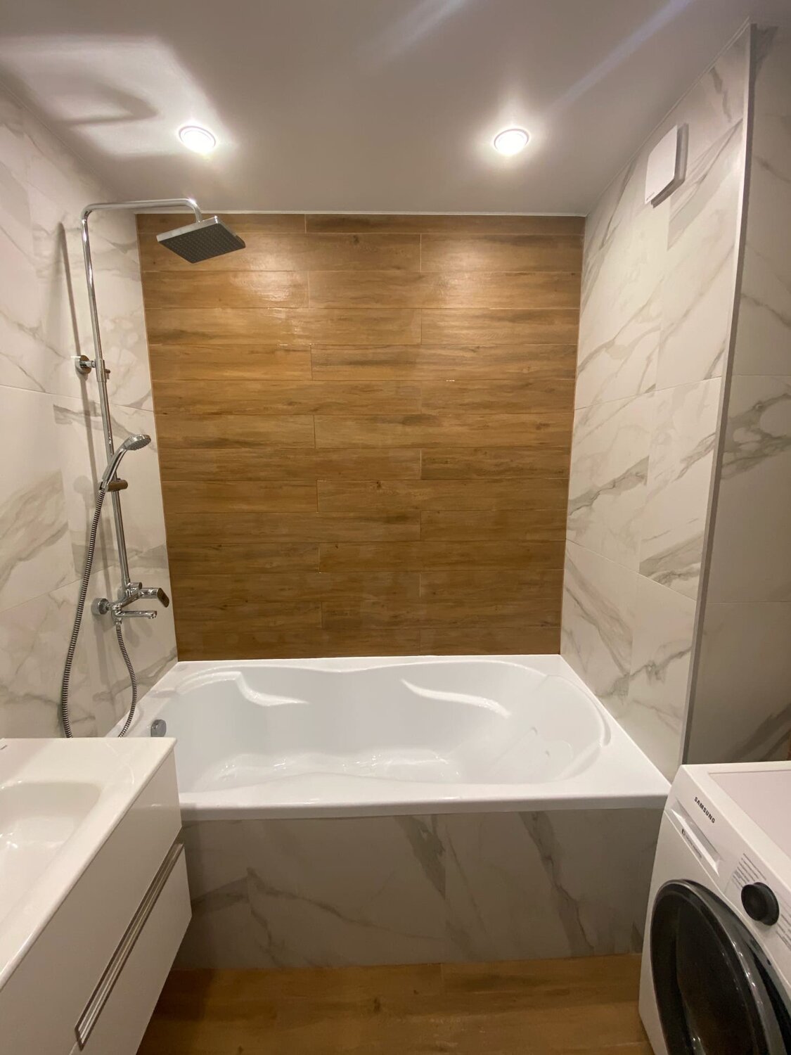 ванна плитка под дерево, интерьер, ванная комната, ремонт ванной, санузел ремонт