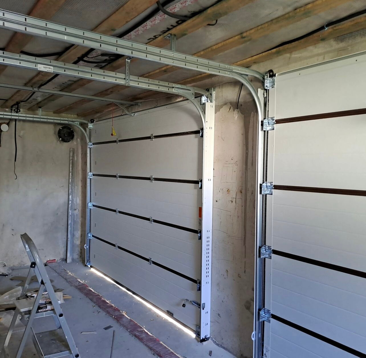 гаражные ворота, гаражные секционные ворота, секционные ворота, автоматические гаражные ворота, секционные ворота в гараж