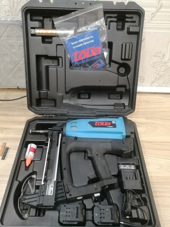 газовый монтажный пистолет, газовый монтажный пистолет toua gsn50e, toya пистолет газовый gsn50, пистолет toua gsn50, пистолет toua