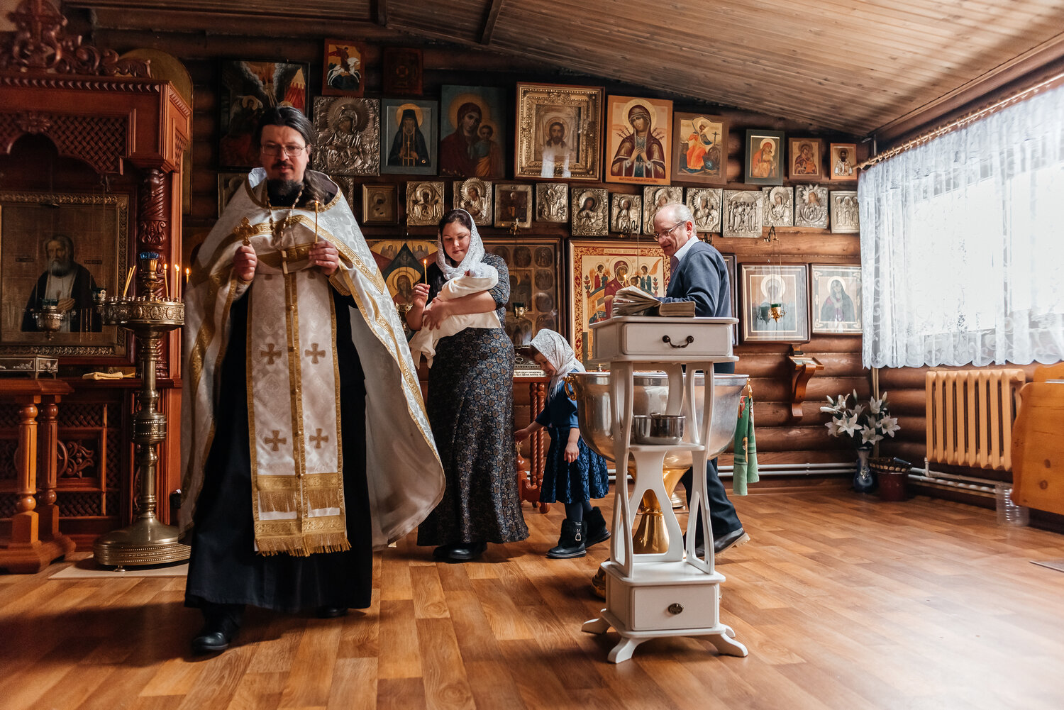 храм крещения иоанна кронштадтского, храм божией матери почаевской москва, храм святителя николая, крещение в церкви, сартаково нижегородская область церковь крещение