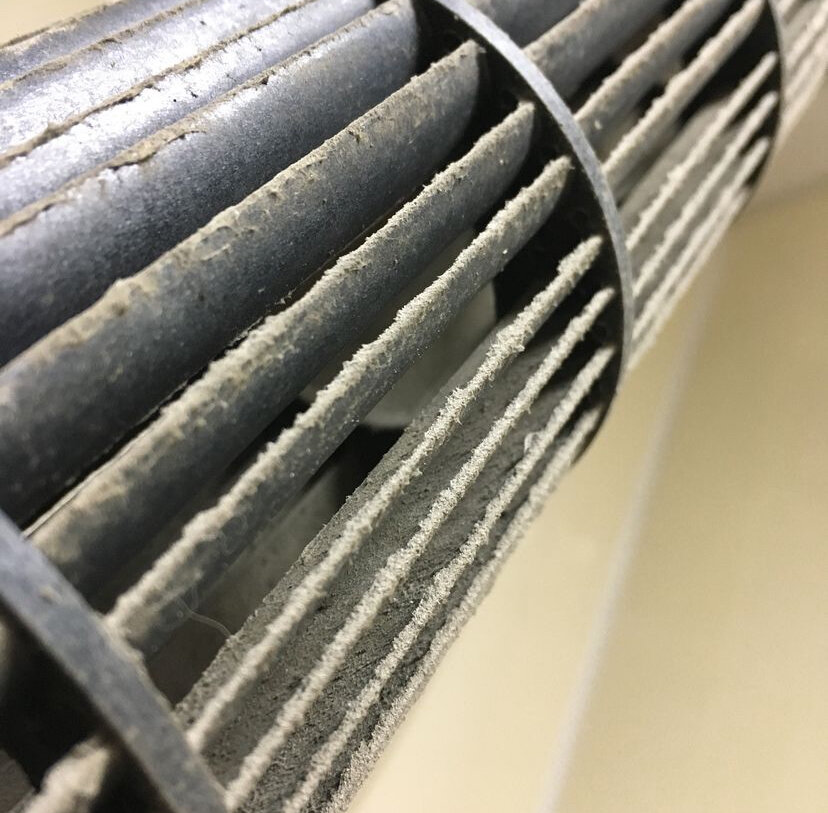 крыльчатка внутреннего блока кондиционера 5901a20008c, кондиционер, вентилятор внутреннего блока кондиционера д85 l815, крыльчатка кондиционера внутреннего блока sb b11, замена крыльчатки вентилятора внутреннего блока кондиционера