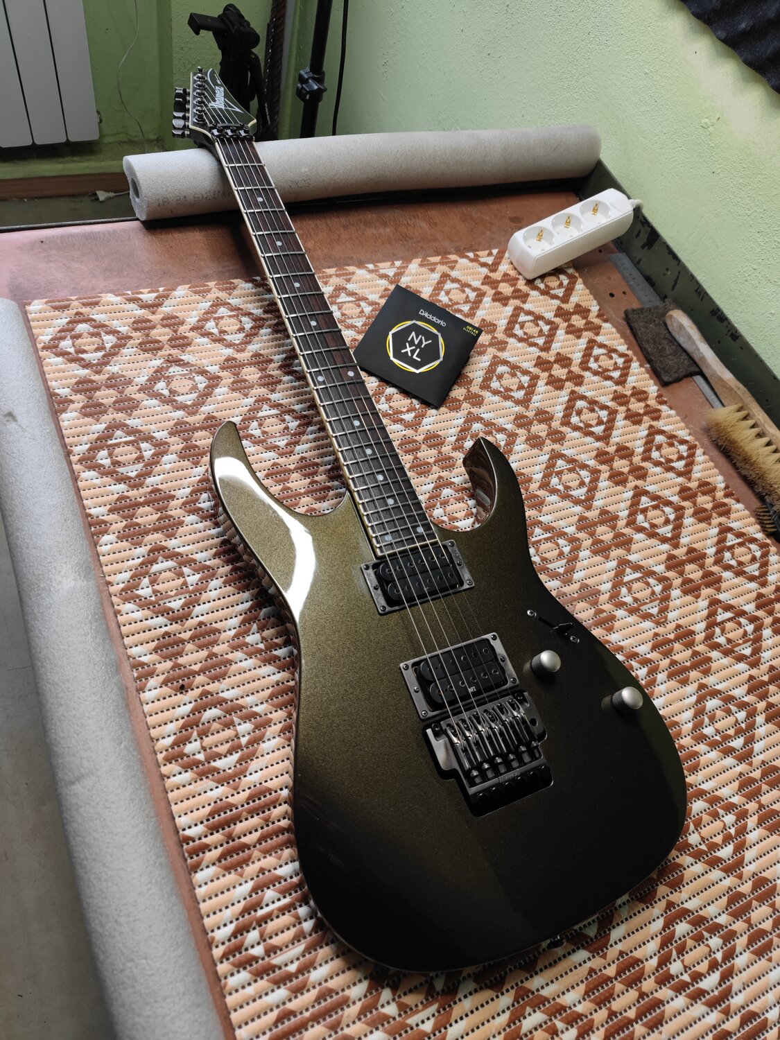 ibanez, ibanez rg, электрогитара, электрогитара ibanez, электрогитара fernandes fr-65s
