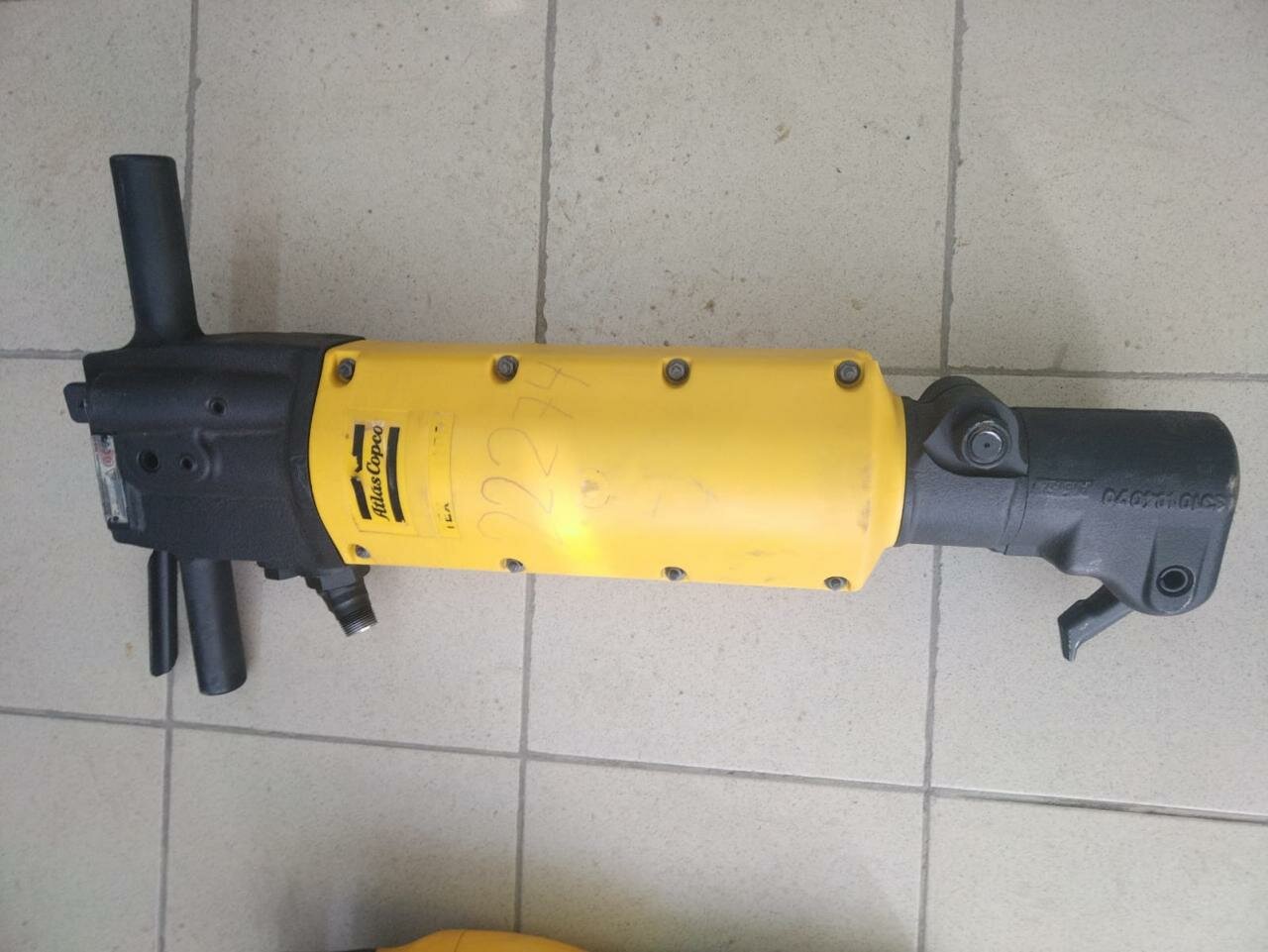 tex 90 atlas copco бетонолом, бетонолом ручной пневматический, арматурорез электрогидравлический tor hhg-25d (4-25 мм), гидромолот отбойник atlas copco tex 30h, ручной инструмент
