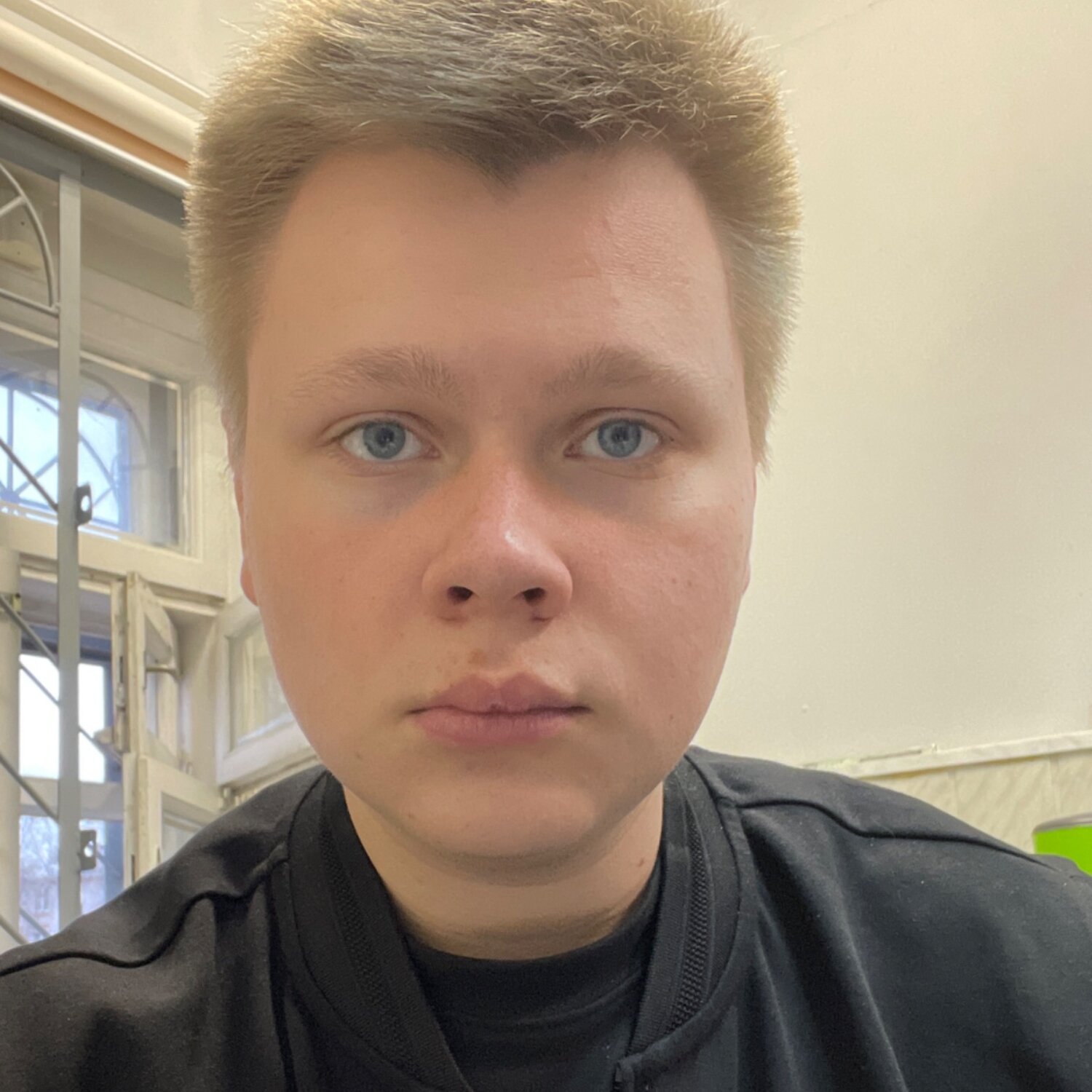 Андрей Самсонов