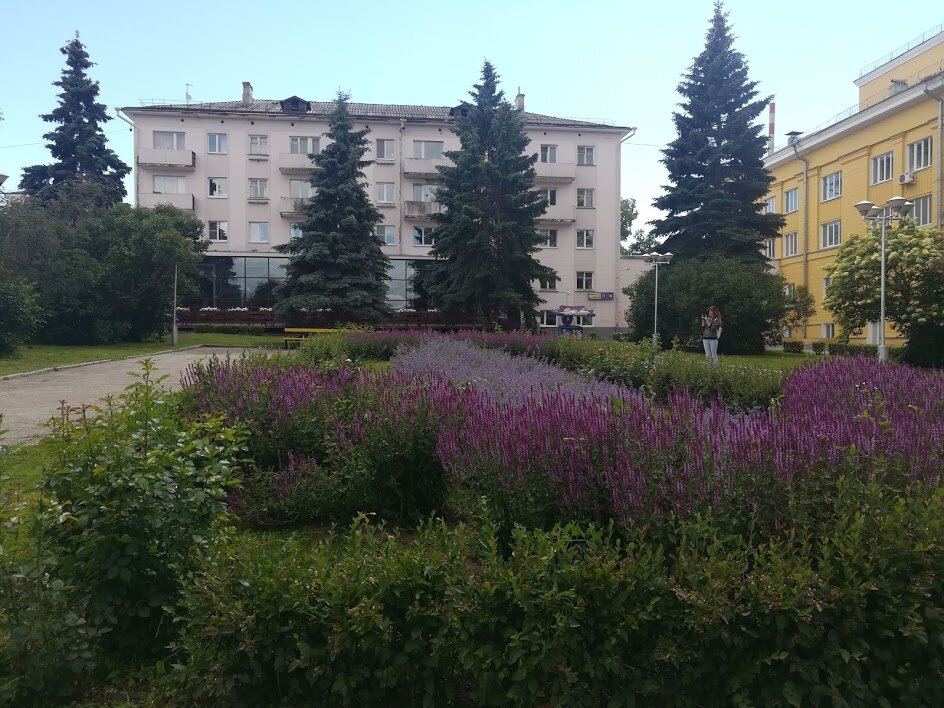 георгиевский сквер спб, мебель, площадь ленина 8 саров, красноярский край, железногорск, улица ленина, 50, зеленодольск, ул. ленина, 16