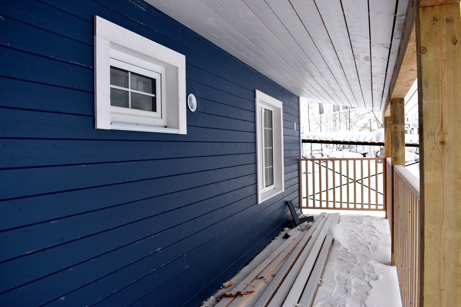сайдинг синий, покраска дома в скандинавском стиле, каркасный дом, обшивка дома в скандинавском стиле, красивые дома