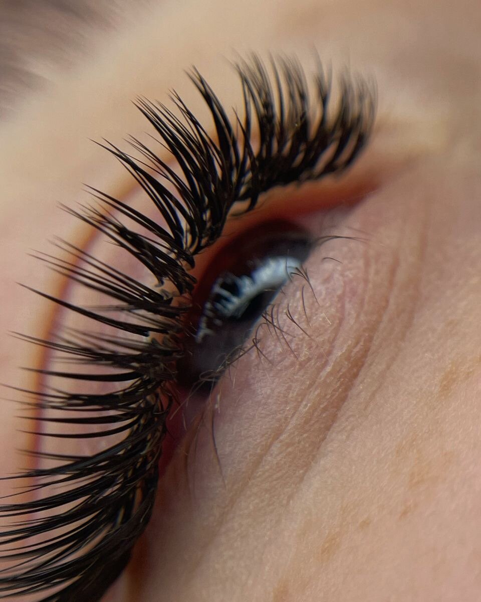 нарощенные ресницы, классика наращивания ресниц, американское наращивание ресниц, ресницы наращивание, ресницы ламинирование