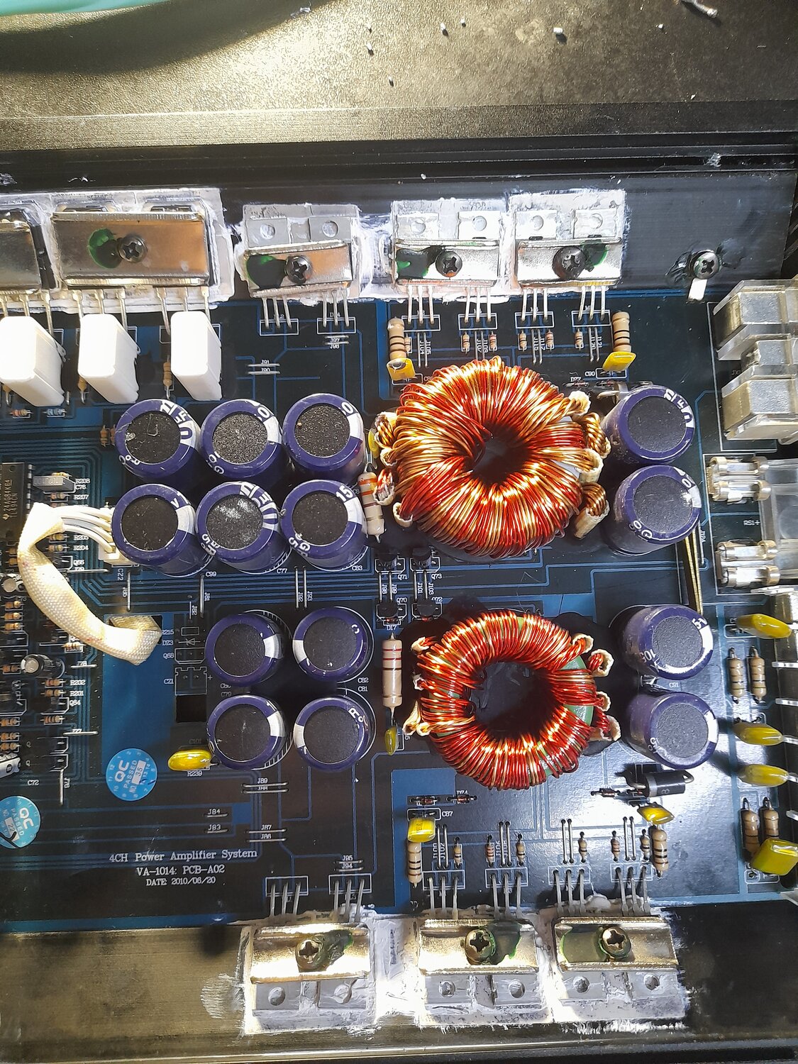 автомобильный усилитель audio system x 165.4, усилитель, amplifier 2, audio system h3000.1, аудио усилитель