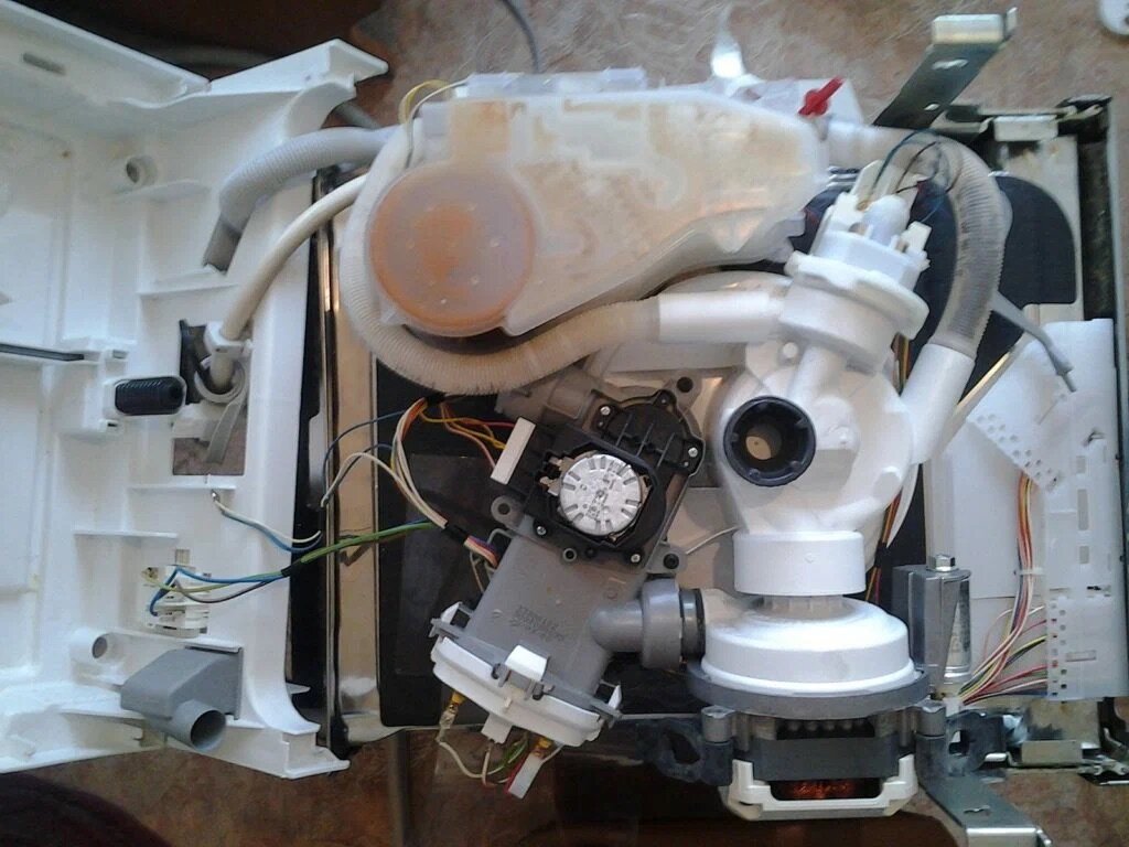 посудомоечная машина bosch srv43m13eu, циркуляционный насос для посудомойки indesit, прессостат посудомоечной машины индезит, посудомойка аристон, посудомойка candy ced 122 насос слива