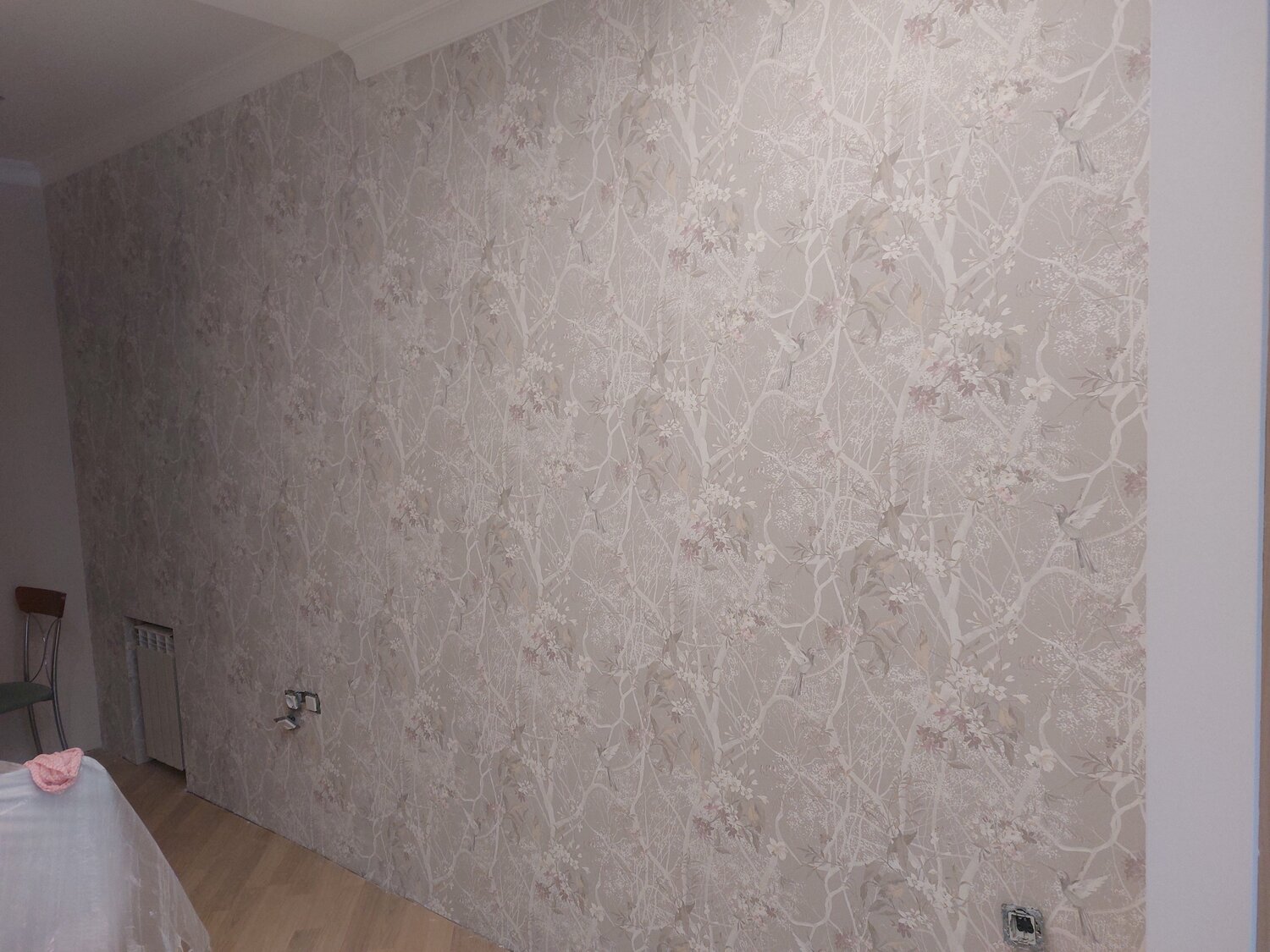 интерьер, ремонт, отделка стен, обои для зала в хрущевке, на стенах