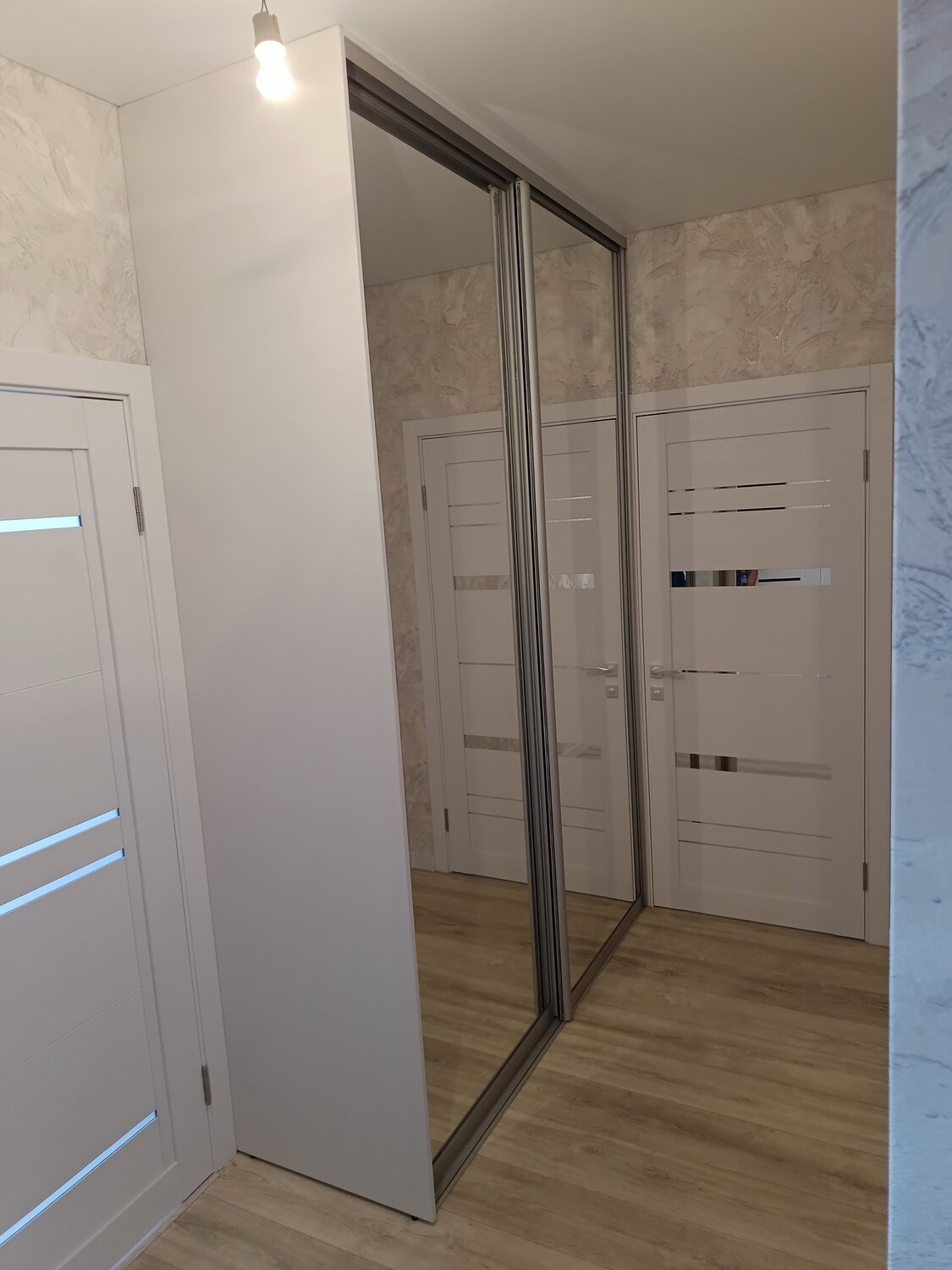 зеркальный шкаф купе, встроенный шкаф в прихожую, зеркальный шкаф купе в прихожую, встроенный шкаф купе, шкаф купе зеркало