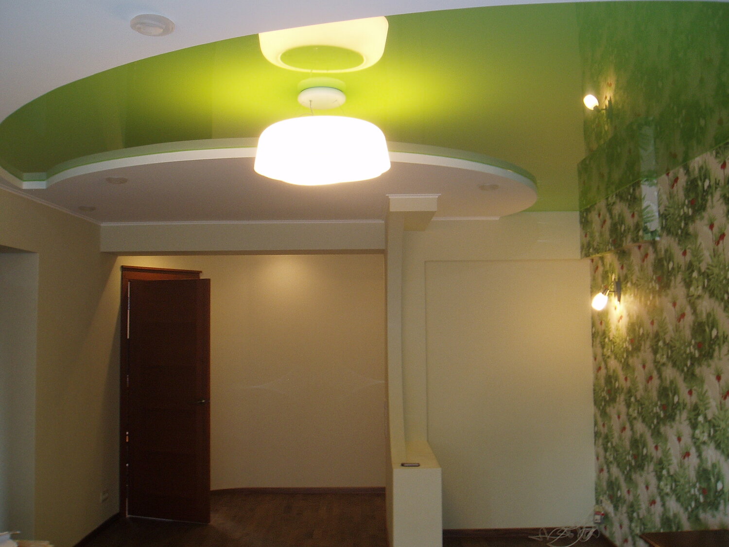 зеленый натяжной потолок, салатовый натяжной потолок, натяжной потолок салатового цвета, натяжного потолка, альтернатива натяжным потолкам