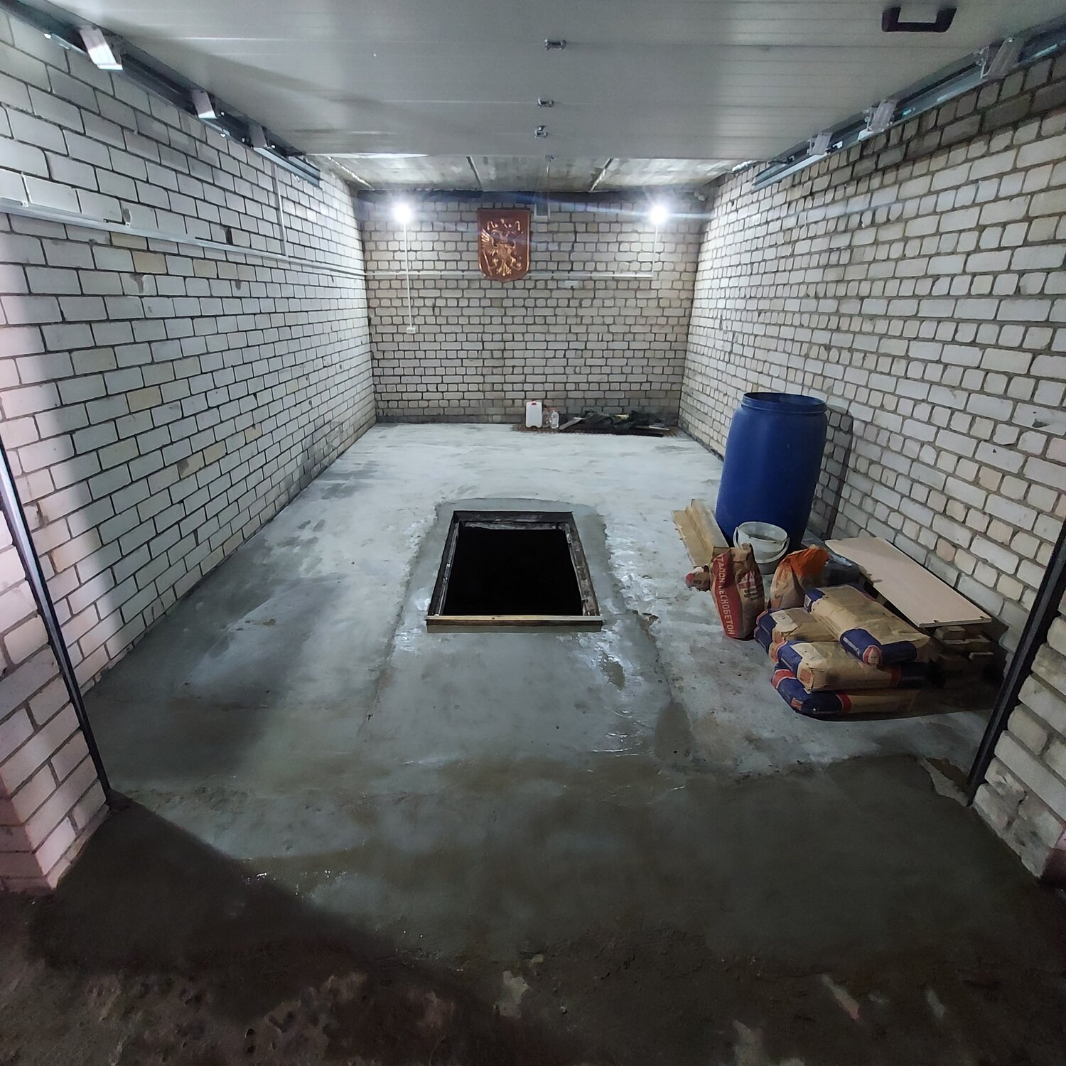 смотровая яма с погребом в гараже, смотровая яма в гараж, гараж с ямой, гараж, гараж с подвалом