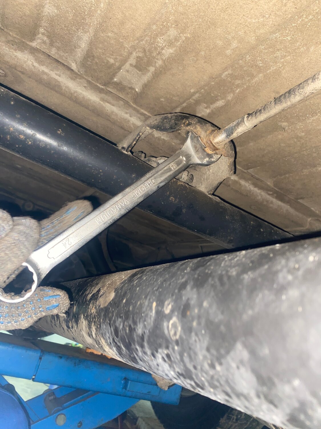 кардан ваксойл на уаз патриот, подвеска соболь 4х4, трос ручника газ 24, карданный вал рено дастер, кардан рено дастер 4х4