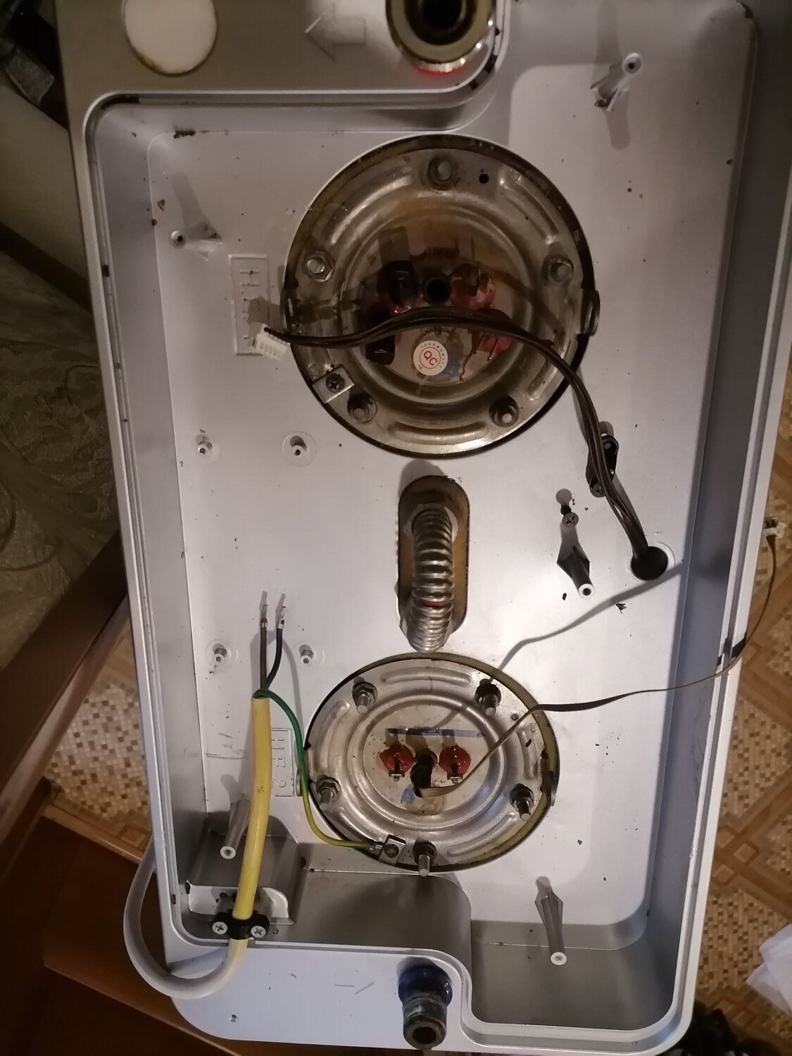 водонагреватели аристон, котел газовый, бойлер аристон, электрокотел для отопления, ремонт водонагревателей