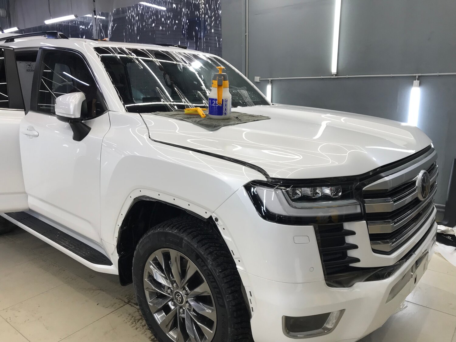 тойота ленд крузер 300, toyota land cruiser 300 2021 белый, toyota land cruiser, toyota land cruiser 300 комфорт+, Toyota Land Cruiser Prado 150 Series Рестайлинг