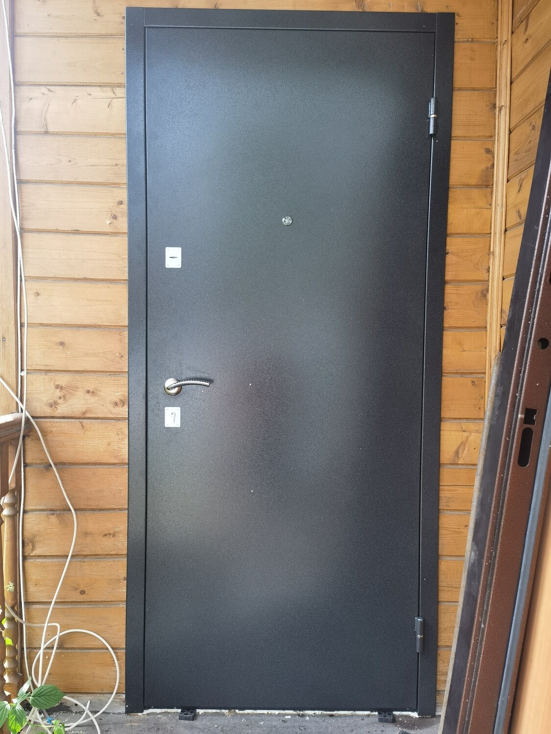 металлические двери, дверь, двери входные, двери входные металлические, входная дверь комфорт