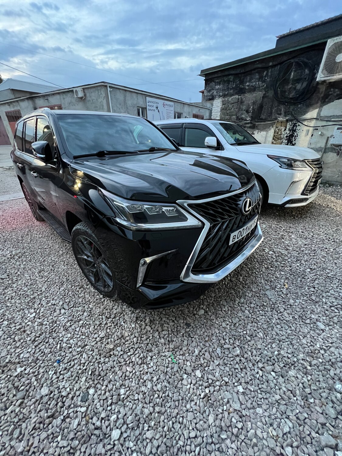 lexus lx, lexus, lexus lx 570 2017, lexus lx 570 2016, Mitsubishi Outlander III Рестайлинг 2