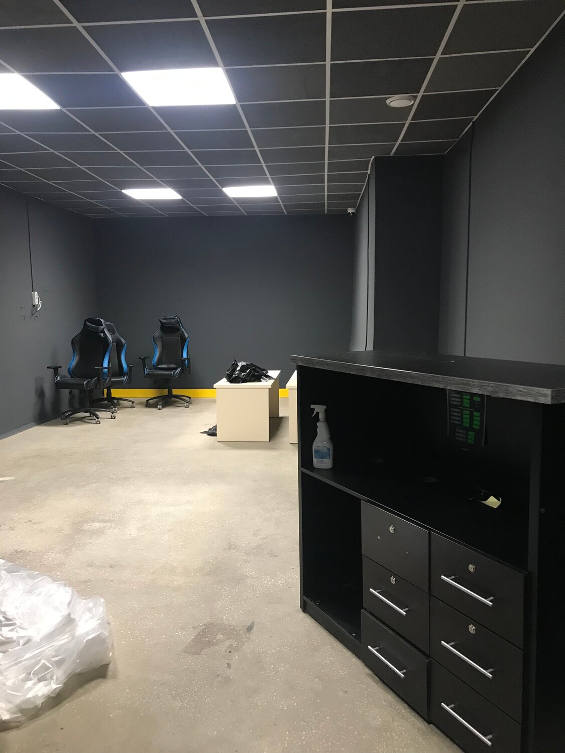 помещение, студия детейлинга, освещение для детейлинга, освещение детейлинг, детейлинг центр