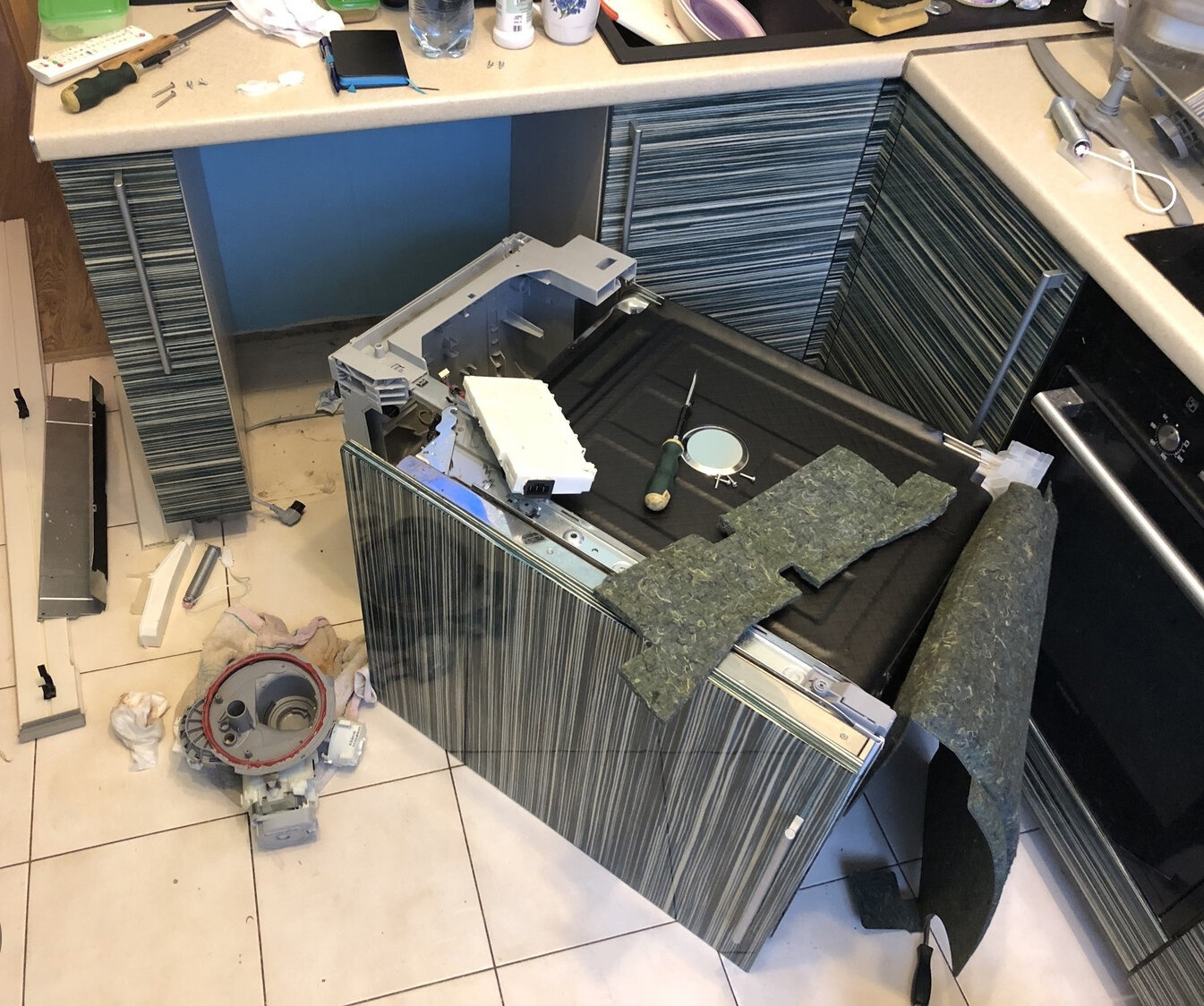 посудомоечная машина, печка радиатора, посудомоечная машина miele, радиатор, радиатор р4487т для спецтехники fantuzzi