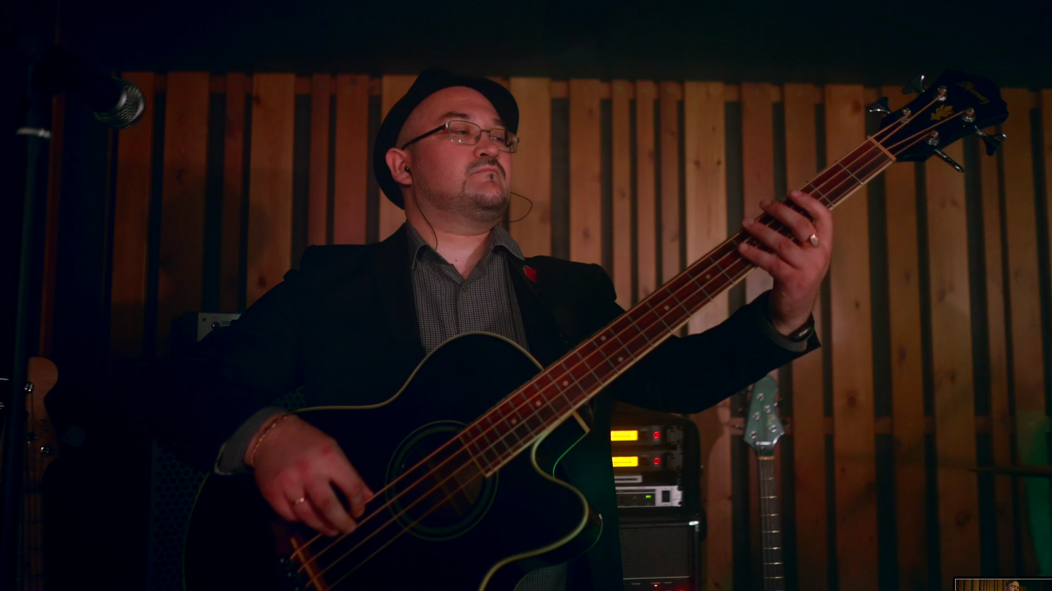 мужчина, suvorov's blues band, жюли жарр, акустика гитара, josh rouse