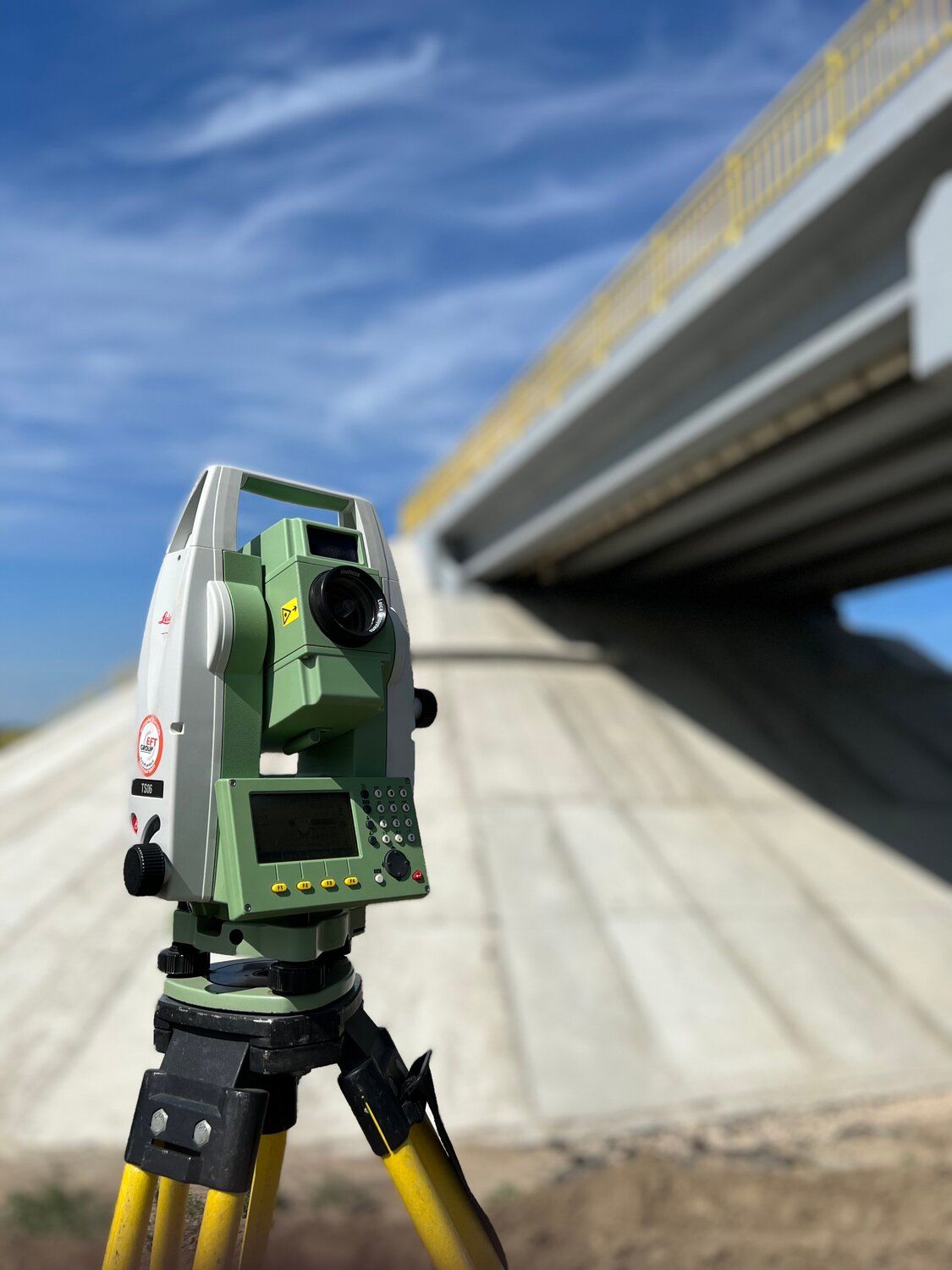 тахеометр leica ts07, тахеометр leica ts07 r500, тахеометр лейка, геодезия, тахеометр leica flexline ts10