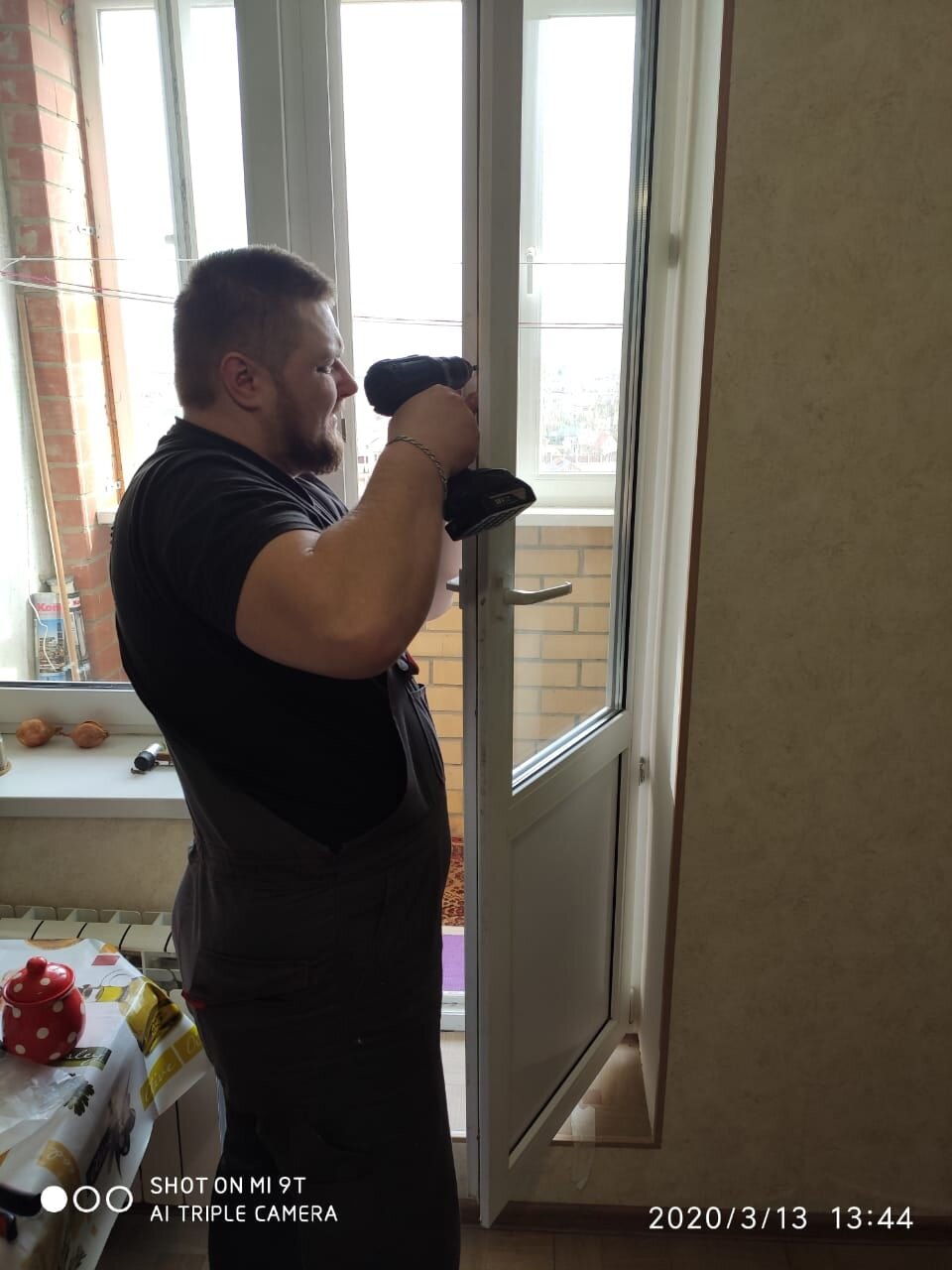 Ремонт окон и балконов в Люберцах: 108 монтажников окон