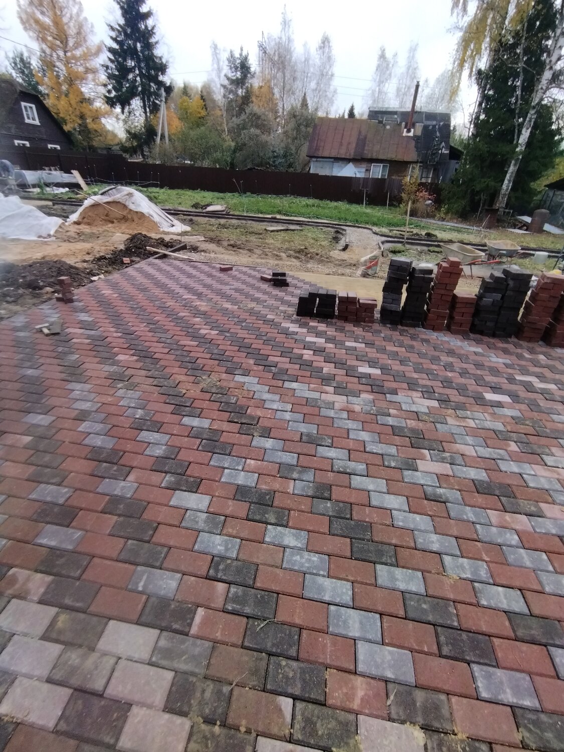 Укладка тротуарной плитки в Москве - Плиточные работы - Ремонт и ...