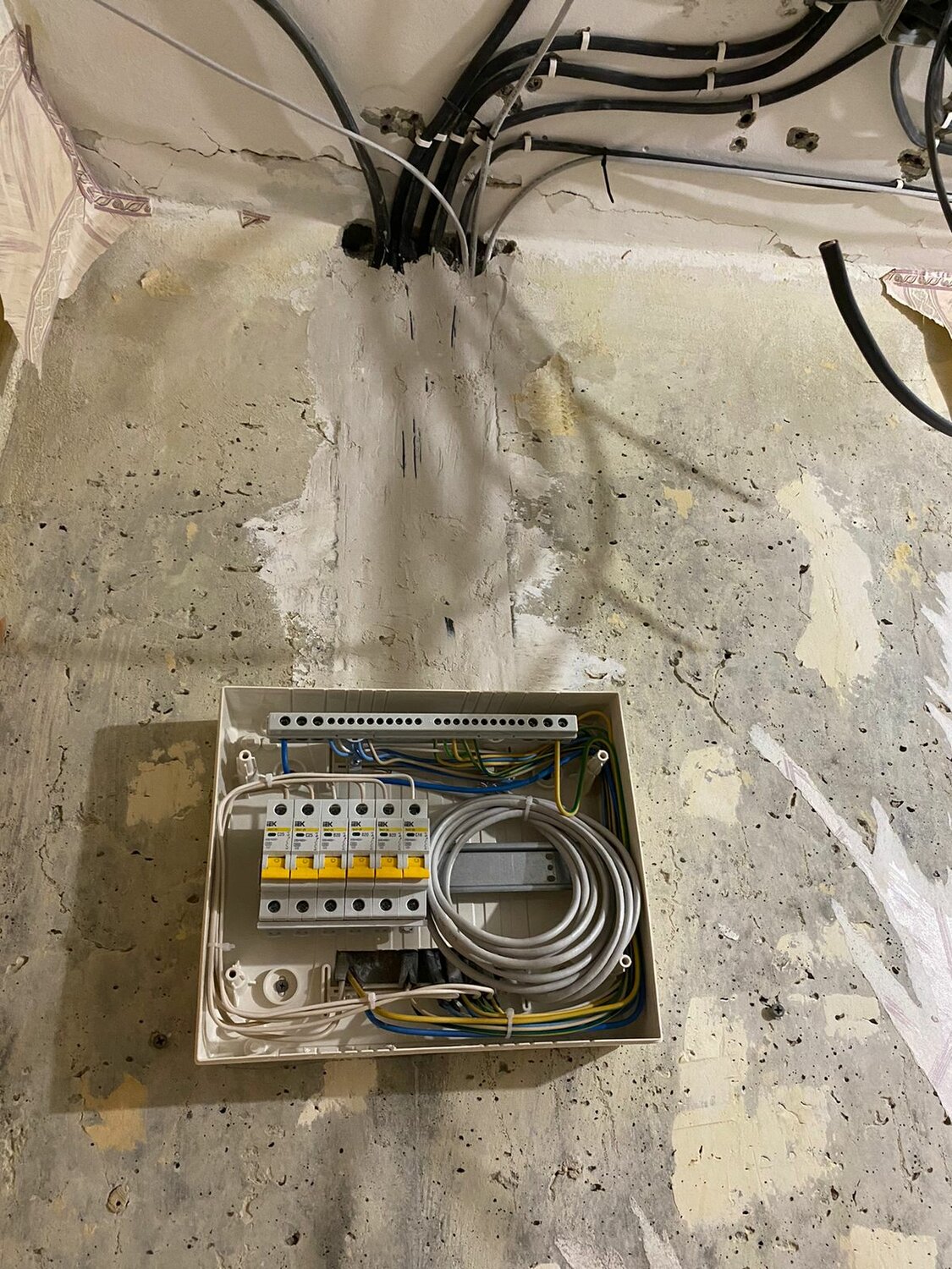 электромонтажные работы, электрика в квартире, электромонтаж, электропроводка, монтаж электропроводки