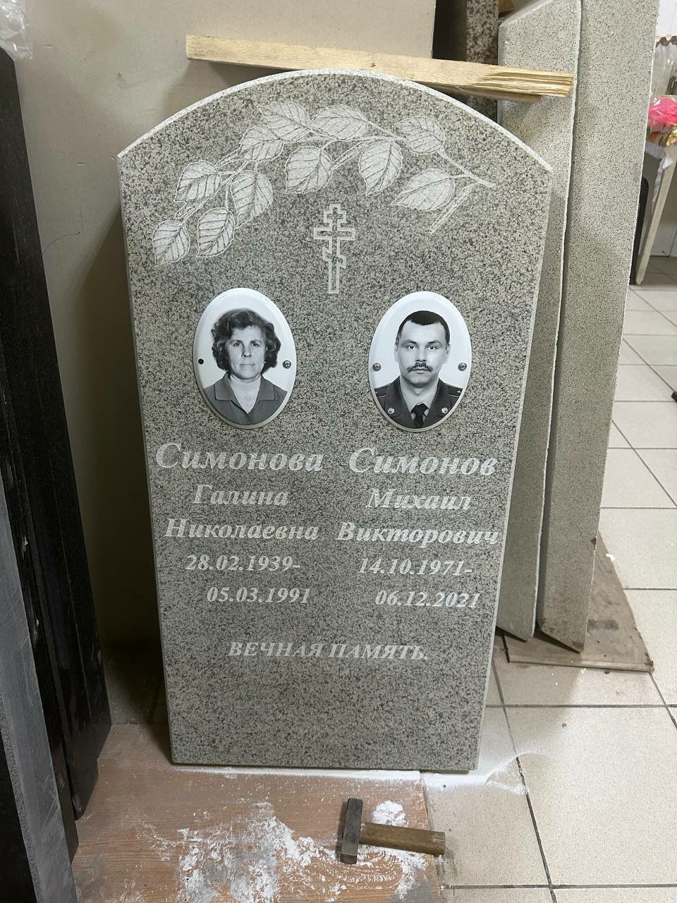 мраморный памятник, памятник мрамор на двоих вертикальный, гранитный памятник, мраморный памятник на двоих, памятник