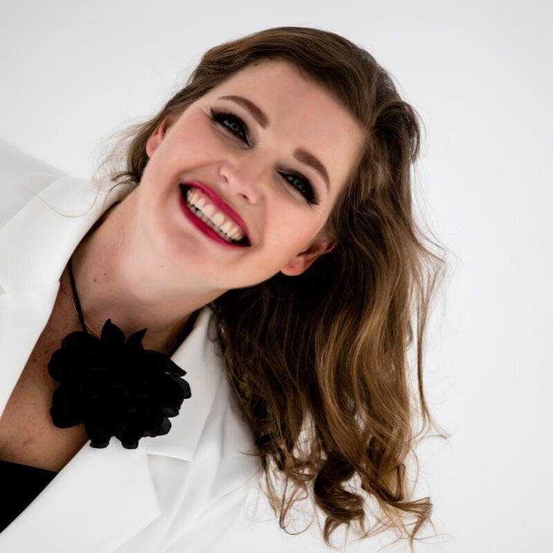 Эллина Паканещикова